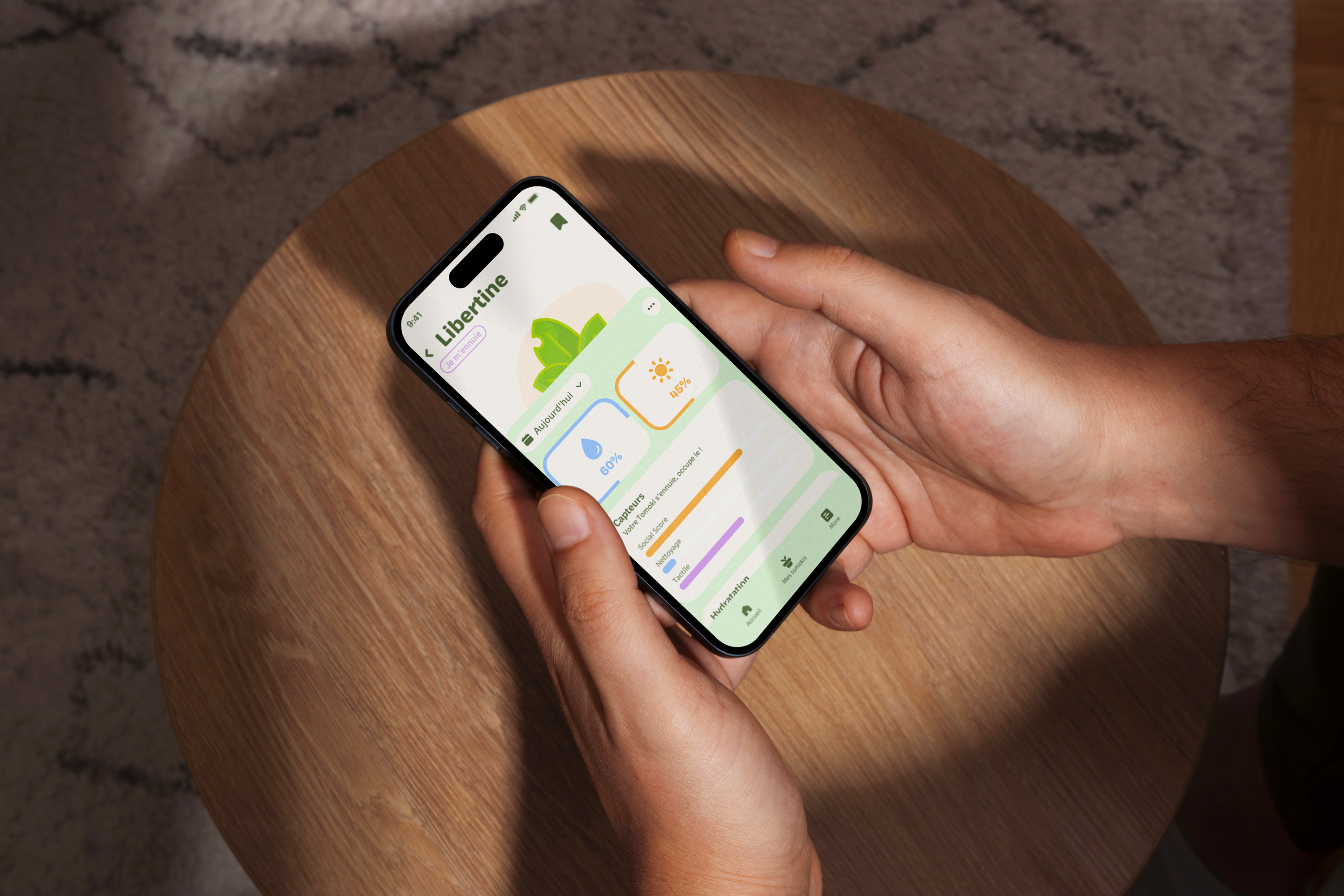 Mockup de l'application mobile Tomoki sur un iPhone